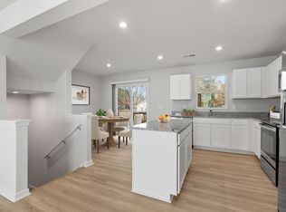 109 Brooklane Ct, Easley, SC 29642