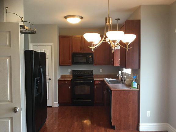 5th image of 4023 Blaine Ave #1