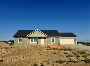 6055 Piper Anne St, Azle, TX 76020