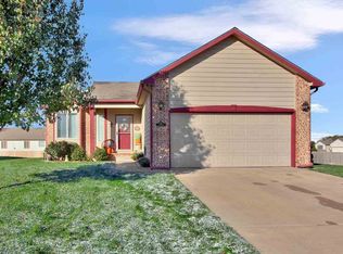 5859 N Ashford St, Wichita, KS 67219