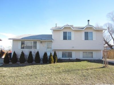 3223 S Magnolia Dr, Magna, UT, 84044