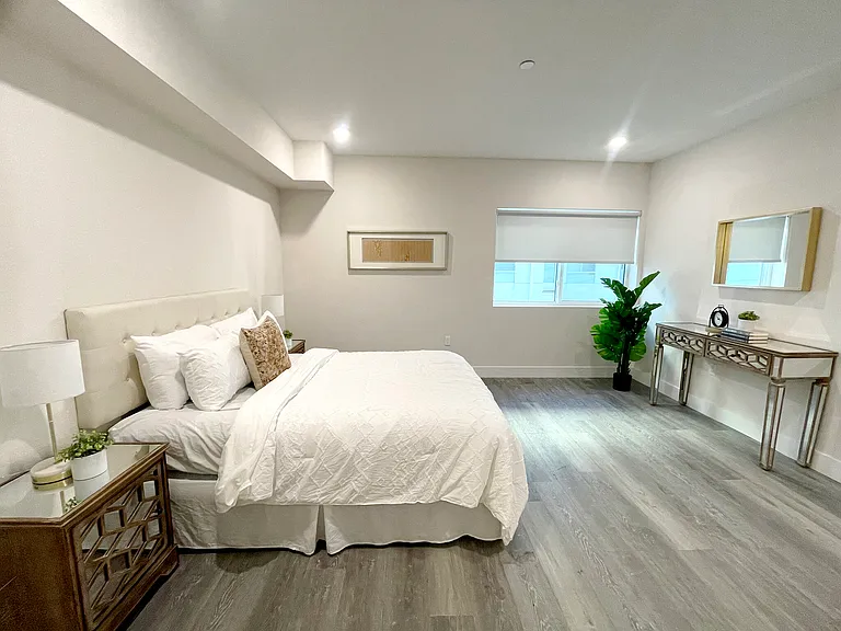 The SECRET in K-Town Luxury Apartments — Photo 61
