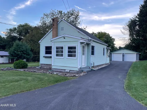 291 Candler Ln, Johnstown, PA 15909