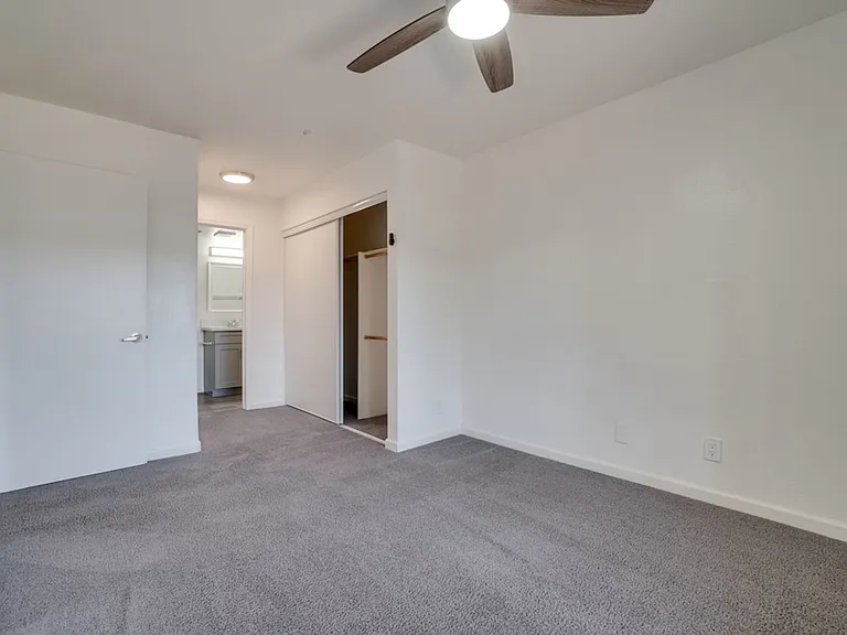 Pebblecreek Apartments — Photo 14