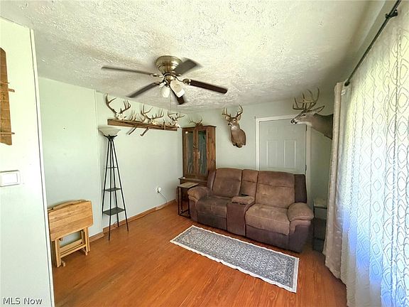 3rd image of 3936 Laurel Creek Rd