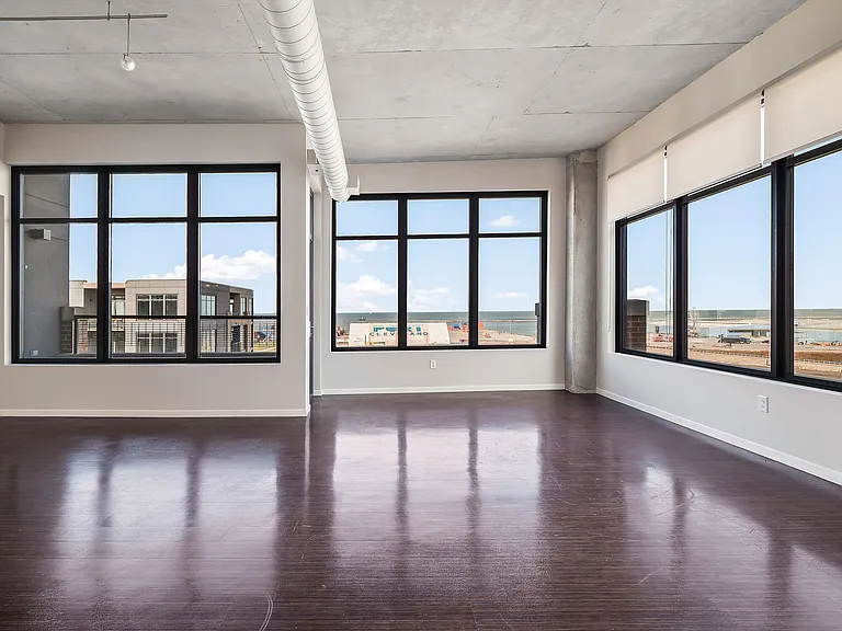 Flats at East Bank — Photo 16