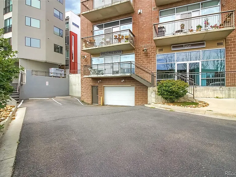 2899 N Speer Blvd #403 — Photo 32