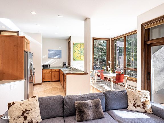 2nd image of 1320 Westhaven Dr Unit 1D