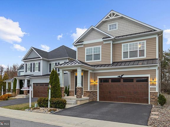 3rd image of 110 Marquise Ln