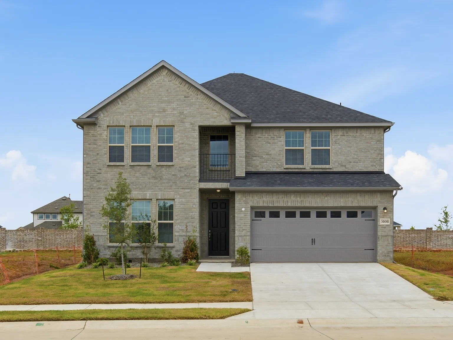 6 bed, 3538 sqft, $3,395 — Photo 1