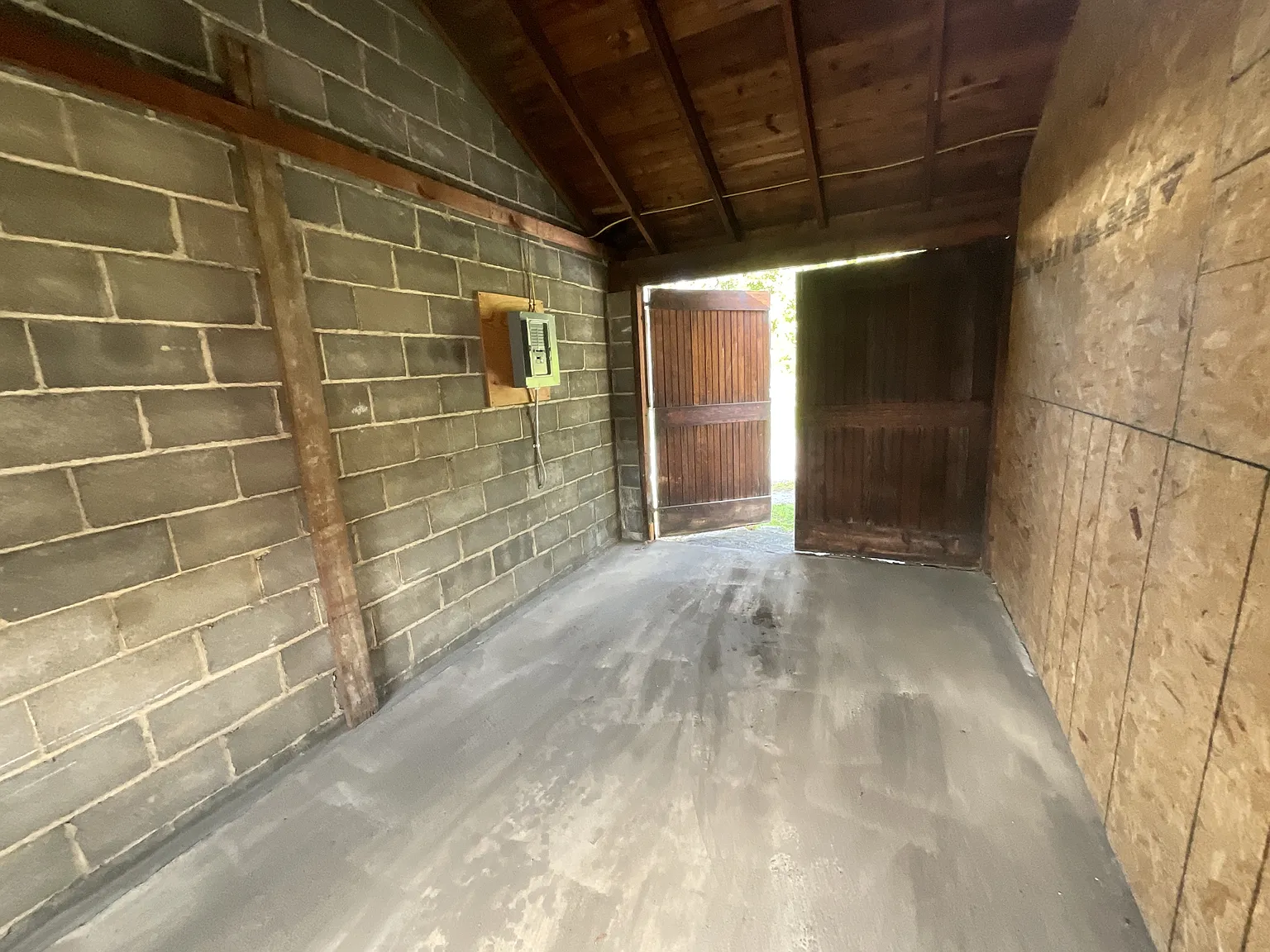 429 S Second St, Chambersburg - Garage 3 — Photo 1