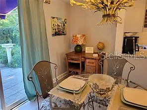 1370 Greenway Dr — Photo 10
