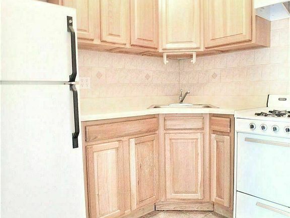5th image of 26-28 29th St #3S