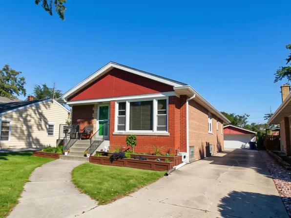 9341 S Menard Ave, Oak Lawn, IL 60453