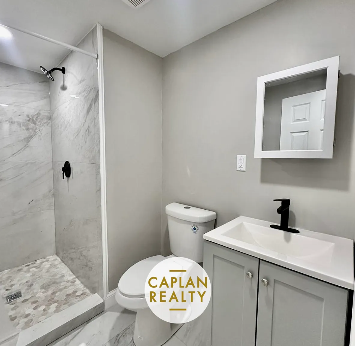 413 Winthrop Ave — Photo 4