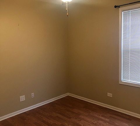 4th image of 1417 N 22nd Ave #1