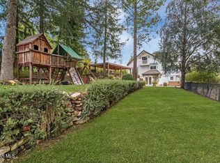 28933 Wagon Rd, Agoura Hills, CA 91301