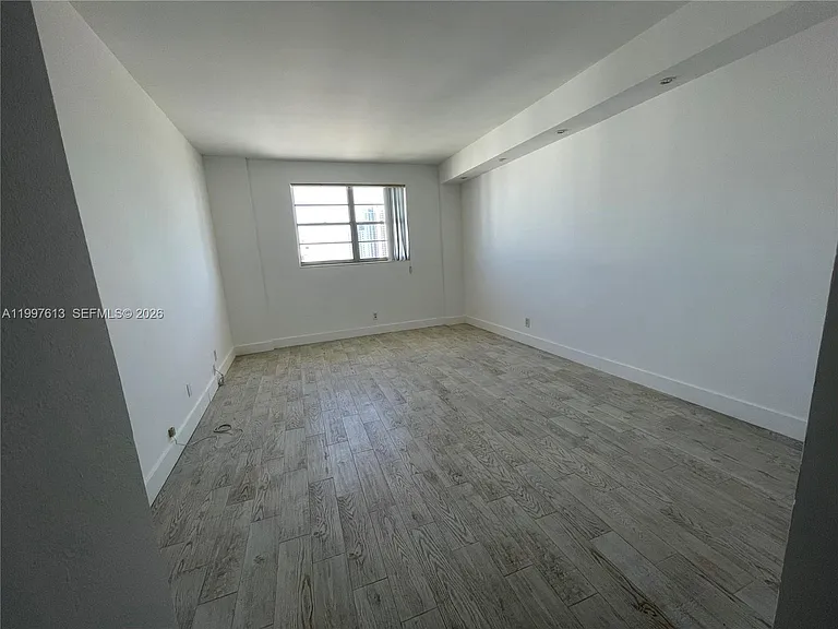 19390 Collins Ave #2 — Photo 8
