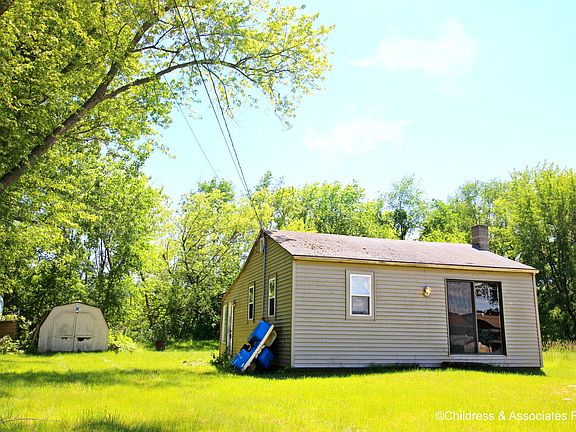 2nd image of 1050 Thompson Dr