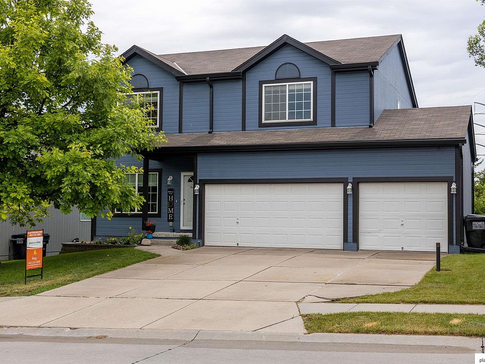 1st image of 6611 N 148th St