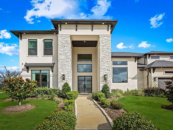 3rd image of 10206 Regatta Shore Dr
