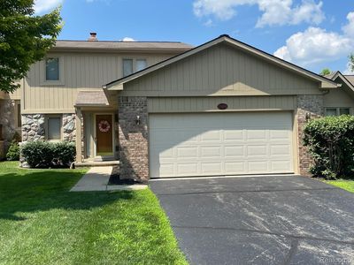 29494 Sylvan Ln #6, Farmington Hills, MI, 48334