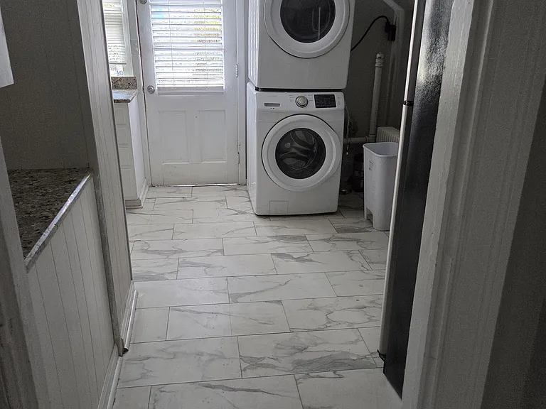 3748 Garden City Blvd SE — Photo 2