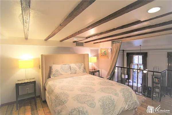 Rented by Maison International | media 38