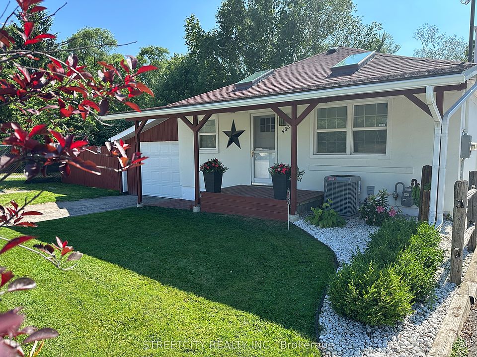 1st image of 483 Clarke Rd