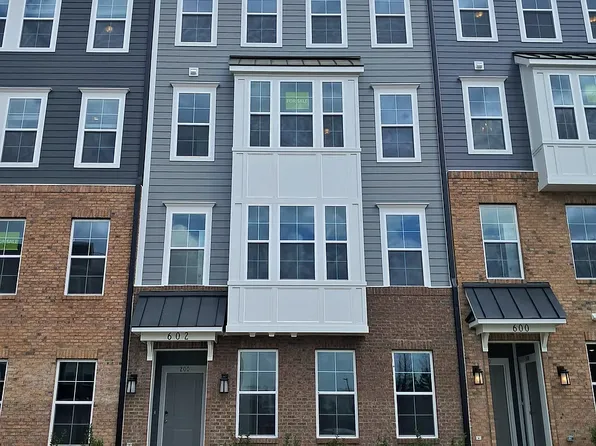 602 Market Grove Dr, Wake Forest, NC