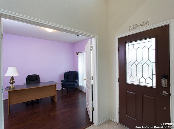 5th image of 22207 Navasota Cir