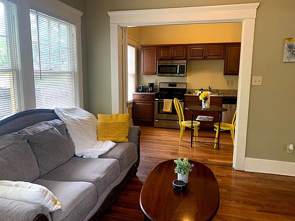 3rd image of 611 W Daisy L Gatson Bates Dr Unit B
