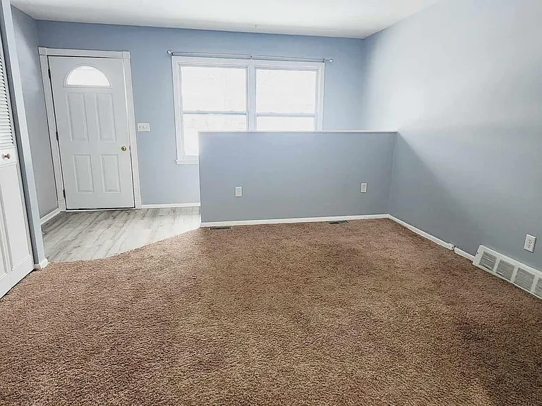 426 Dorset St — Photo 12