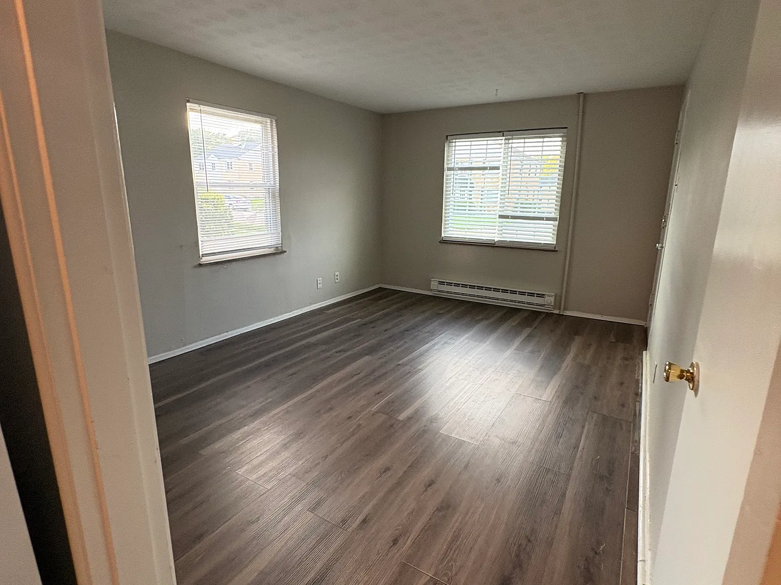 532 Aberdeen Ave — Photo 3