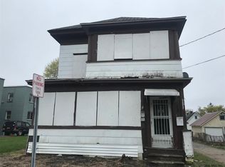 38 3rd Ave, Gloversville, NY 12078