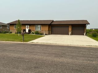 822 9th Ave SW, Perham, MN 56573