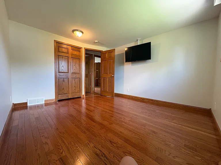 4888 Clinton Way Dr — Photo 14