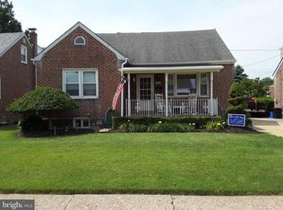 806 Ripley St, Philadelphia, PA 19111