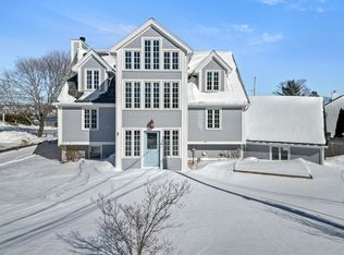 2 Breezy Point Rd, Gloucester, MA 01930
