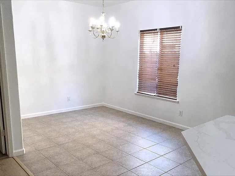 5333 W Norwich Ave — Photo 6