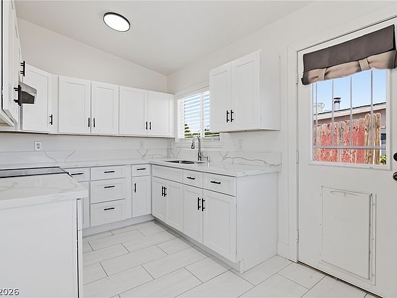4th image of 150 Metropolitan Dr