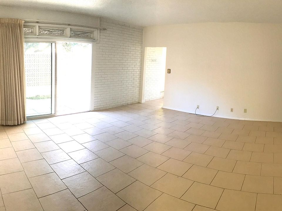 1st image of 2901 W Illinois Ave