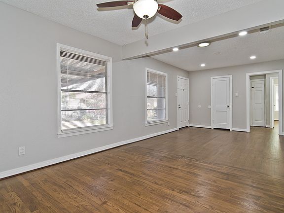 5th image of 8142 Rayville Dr