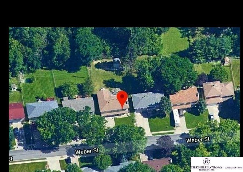 2nd image of 3984 Weber St