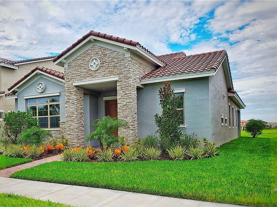 Home For Sale In Eagle Creek