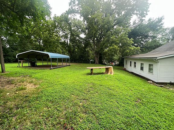 5th image of 1028 Lincoln Avenue