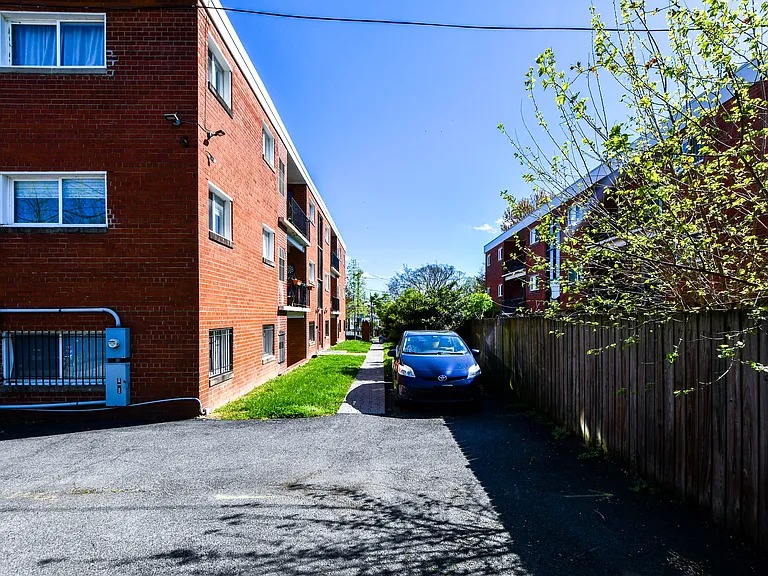 1386 Bryant St NE #204 — Photo 40