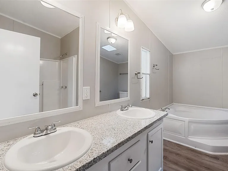 16333 Lone Corral Ct — Photo 21