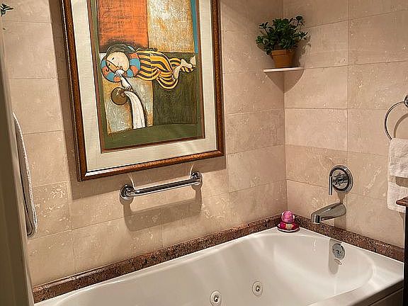 In suite jacuzzi