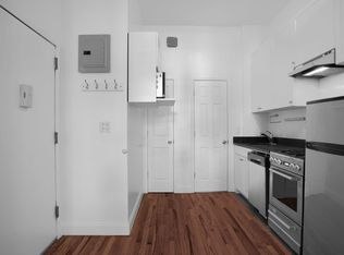 48 Greenwich Ave FRONT 1-A, New York, NY 10011